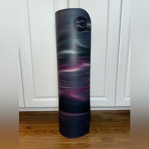 Lululemon Yoga Mat 5mm Navy/Pink/Purple